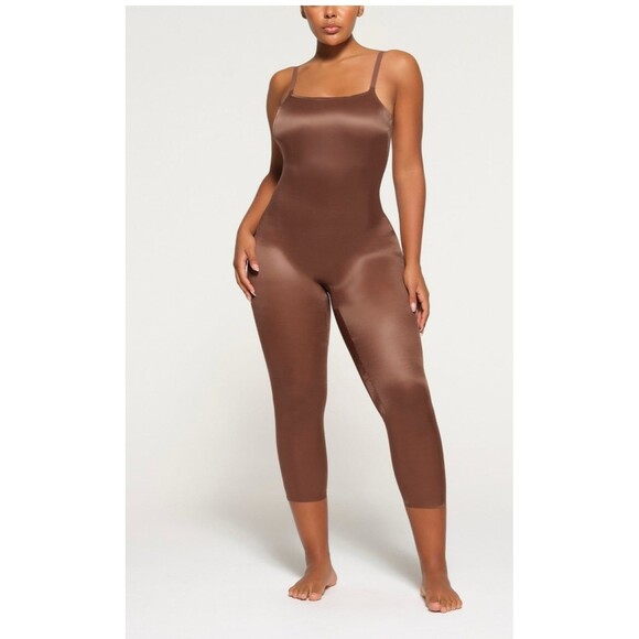 Skims Barely There Low Back Catsuit Jasper - Picture 3 of 8